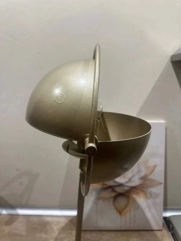 Mid-Century Modern Table Lamp - Sculptural Champagne Gold Design